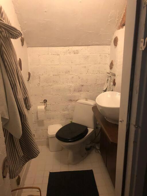 A Lovely Apartment Near Railway Station And Arena. 坦佩雷 外观 照片