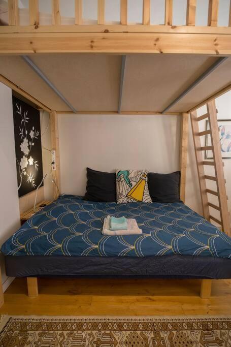 A Lovely Apartment Near Railway Station And Arena. 坦佩雷 外观 照片